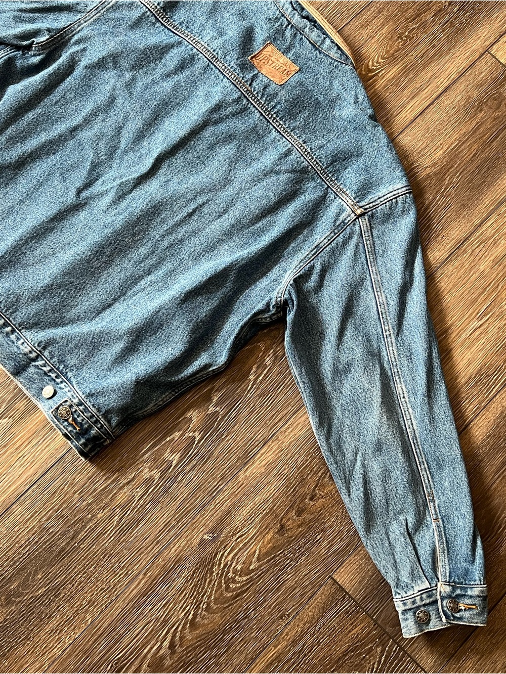 Vintage Dunbrooke Upstream Denim Jacket with Embroidered Logo Size Large - Picture 7 of 13